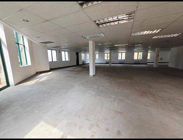 BUSINESS PROPERTY TO RENT IN MENLYN